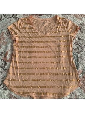 New York & Co SoHo Rose Gold T-Shirt
